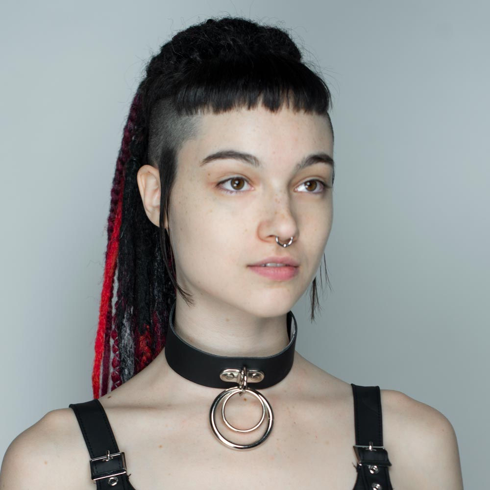 Bullet 69 Funky Punk - 2 row handle plate with rings Choker - Black